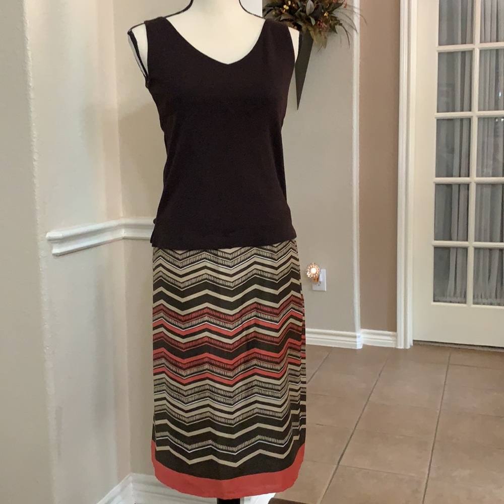 Ann Taylor LOFT coral & brown chevron midi skirt Size 12